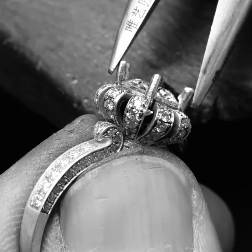 Swan Love | Custom Handcrafted Engagement Ring