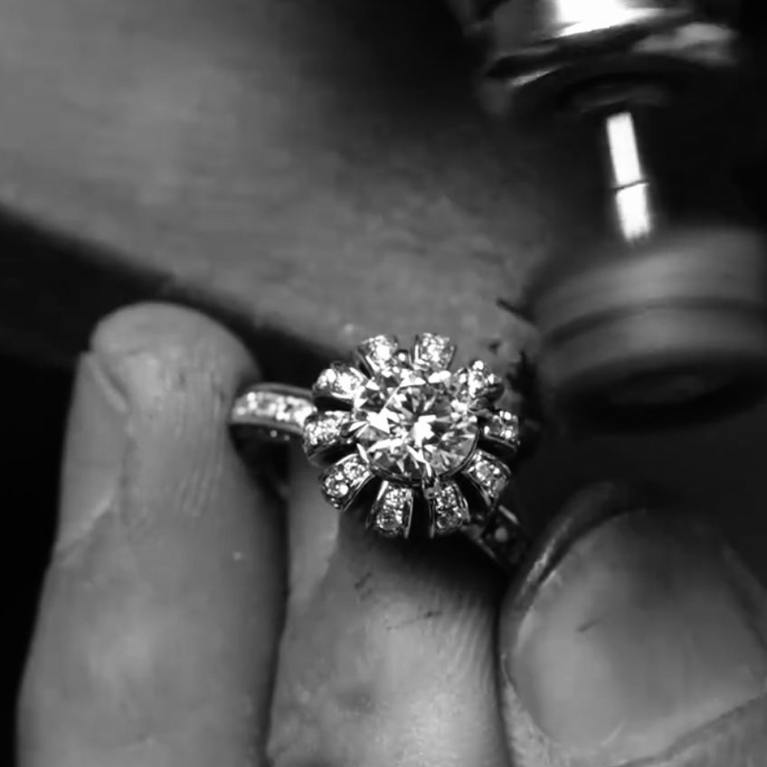 Swan Love | Custom Handcrafted Engagement Ring